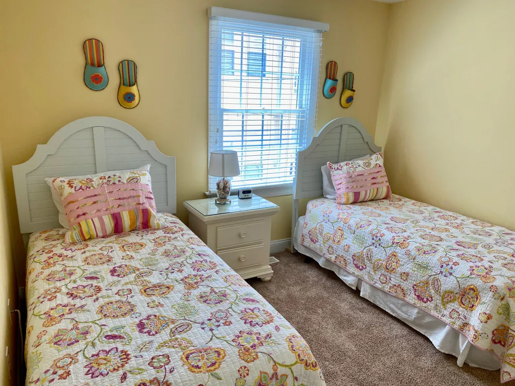 Bedroom #4  #1