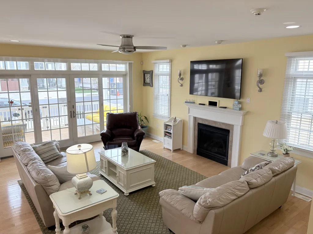 Living Room Area 1