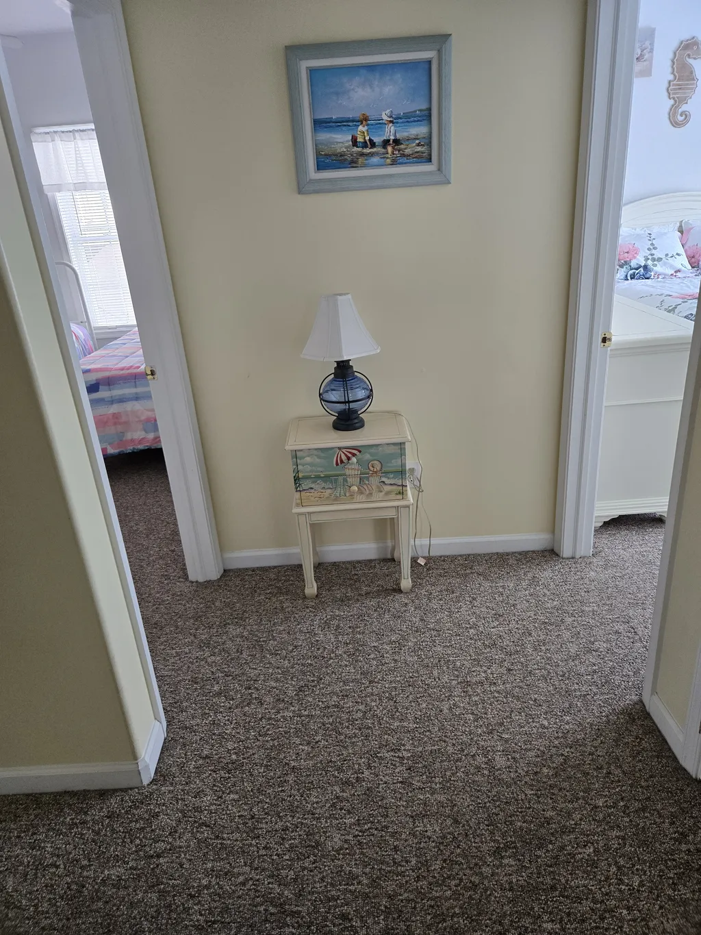 Hallway between Bedrooms