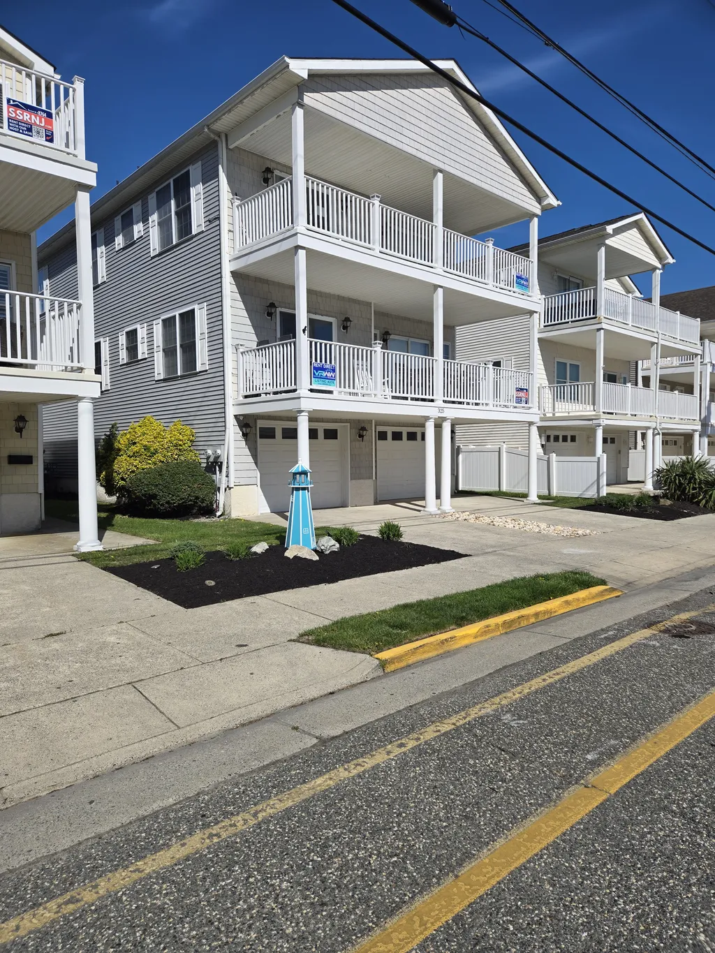 325 East Pine Avenue