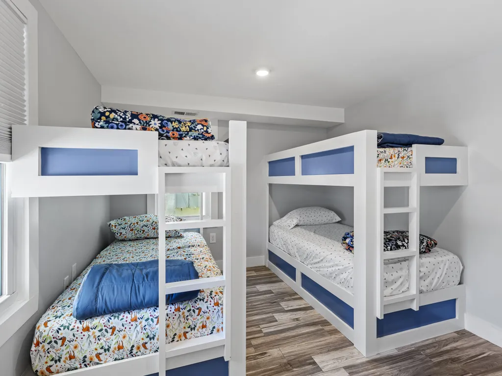 Apt 1 bunk bedroom