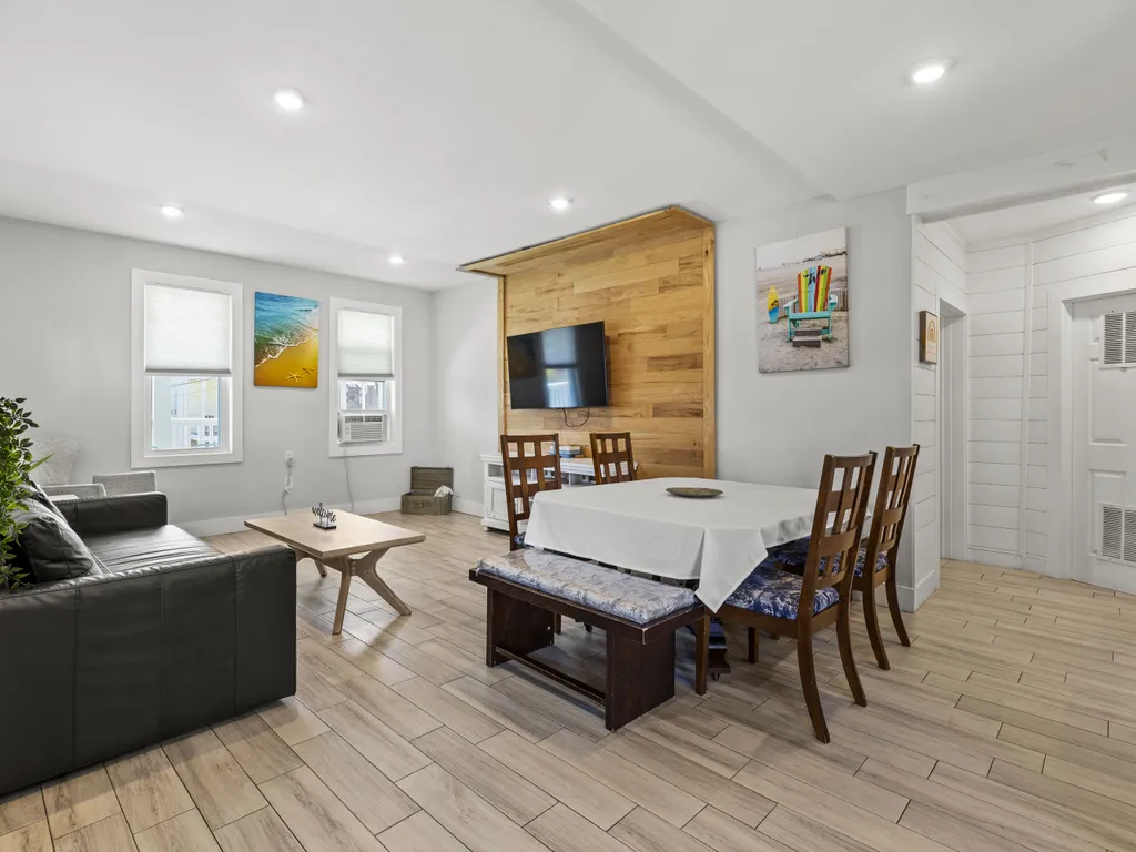 Apt 3 dining/living area