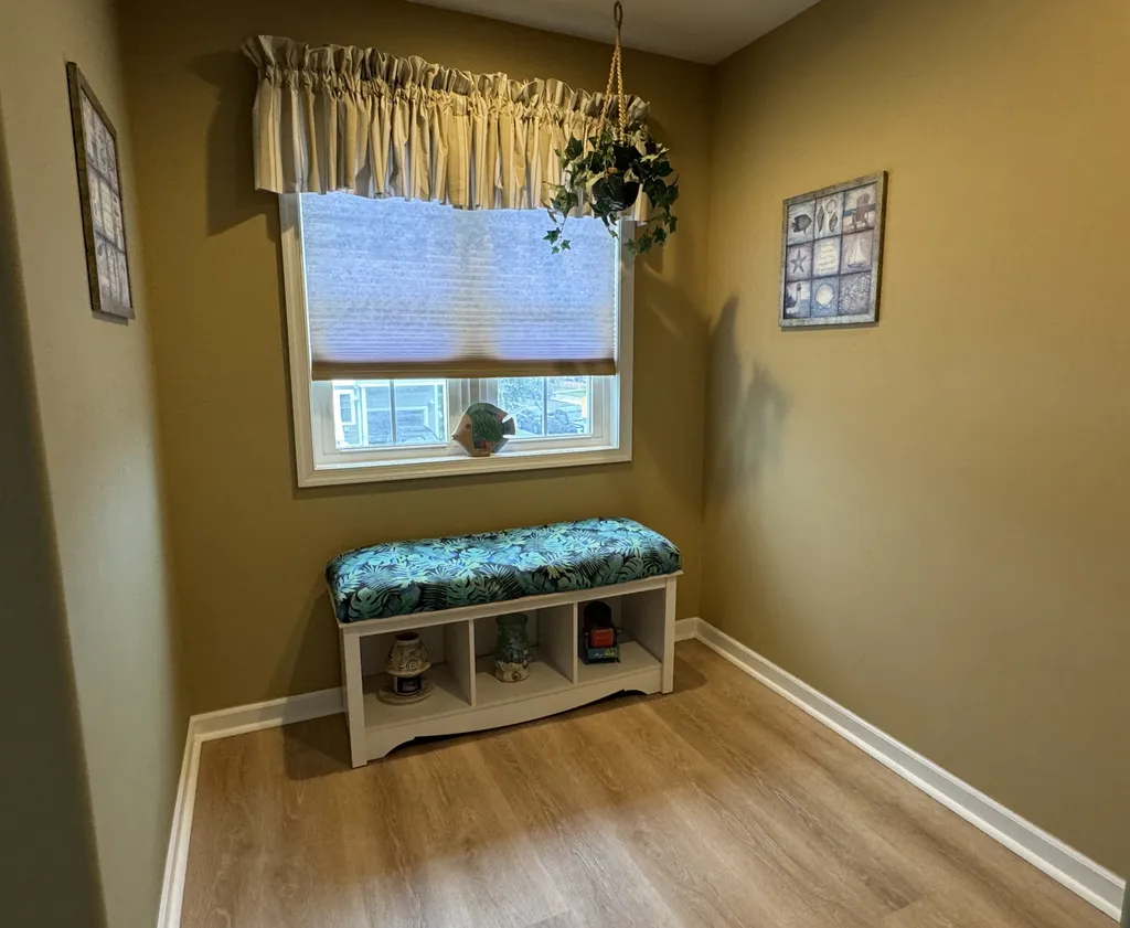 Cozy alcove off living room.