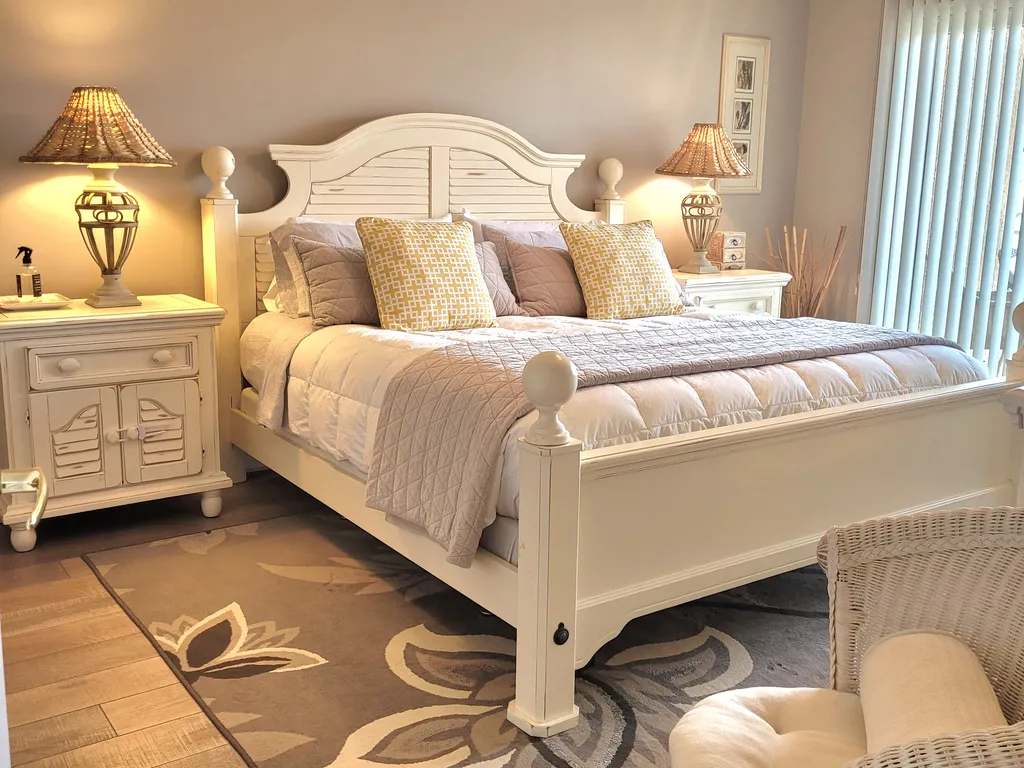 Master Bedroom - King