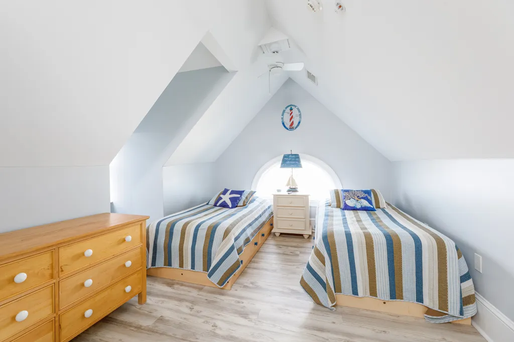 Bedroom 5 upper level
