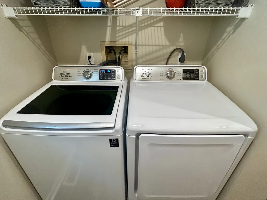 Samsung HE washer and dryer