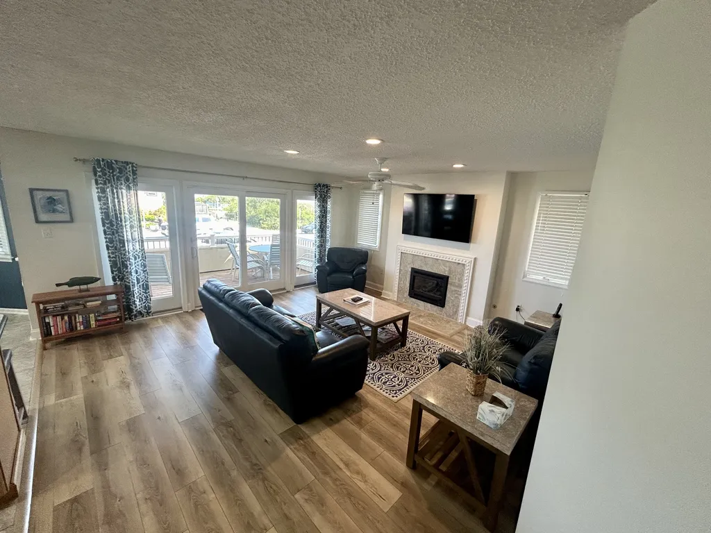 Living room as you enter the house