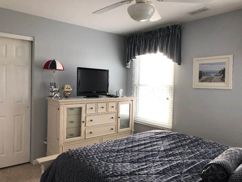 Queen bed