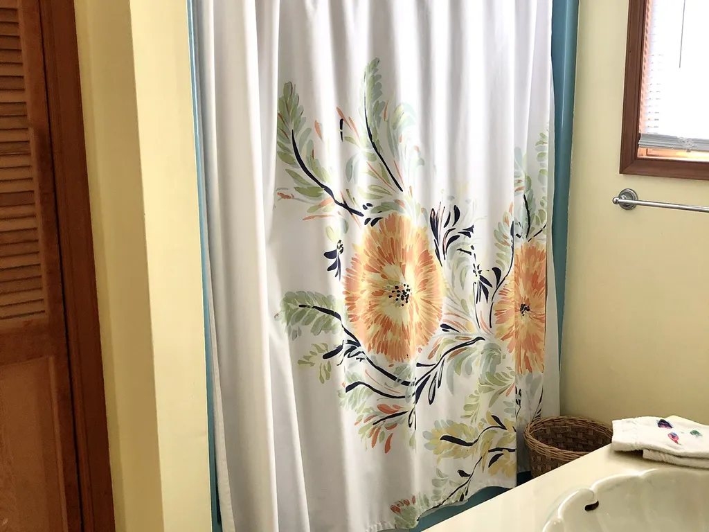 Hall bath