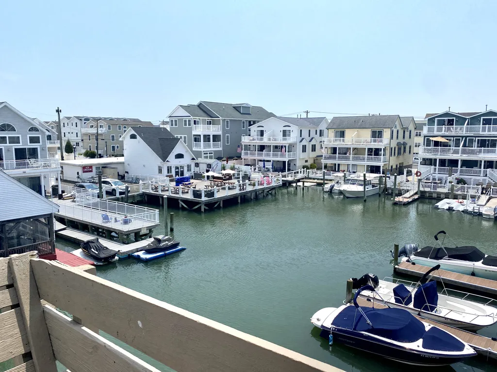 Bay view looking at Dockside Cafe and deck 