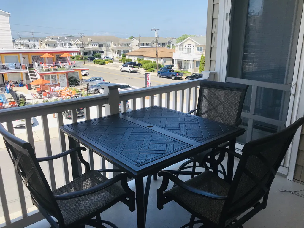Balcony seating