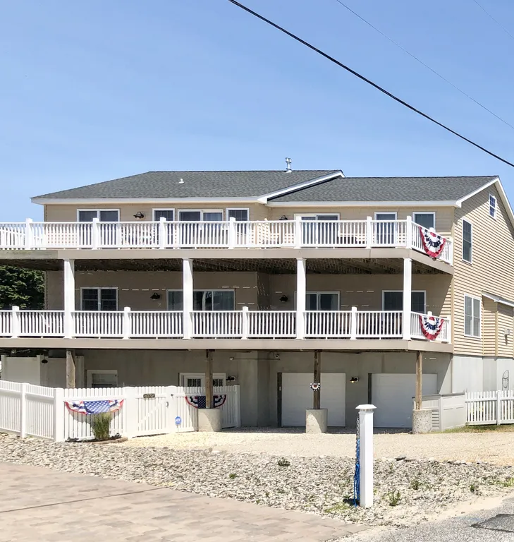 Single family beach facing home