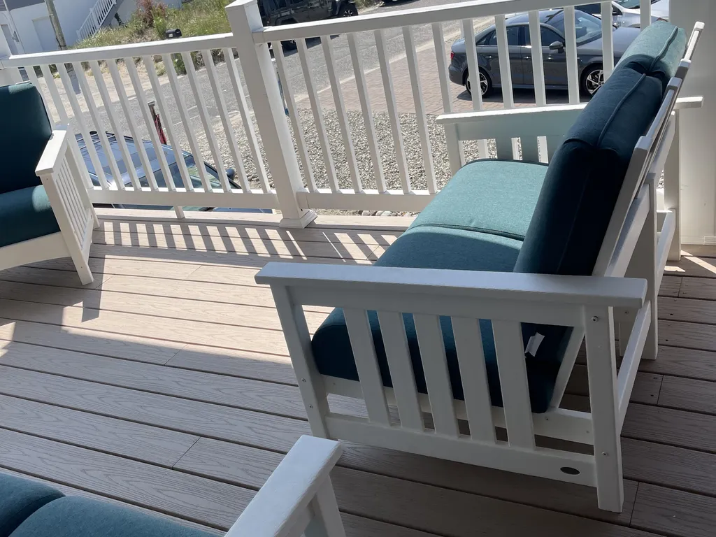 Take in those peaceful and beautiful beach and bay views!