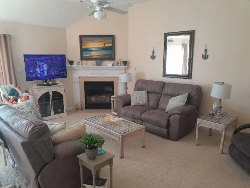 Family &amp;amp; TV Rm