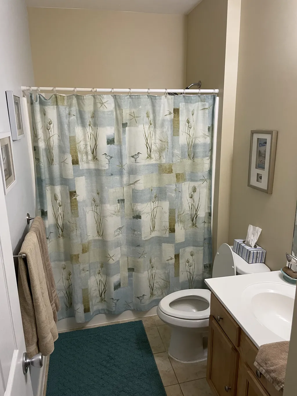 Main Hall Bathroom