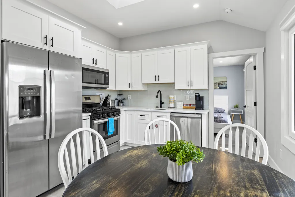 Apt 2 Dining/Kitchen