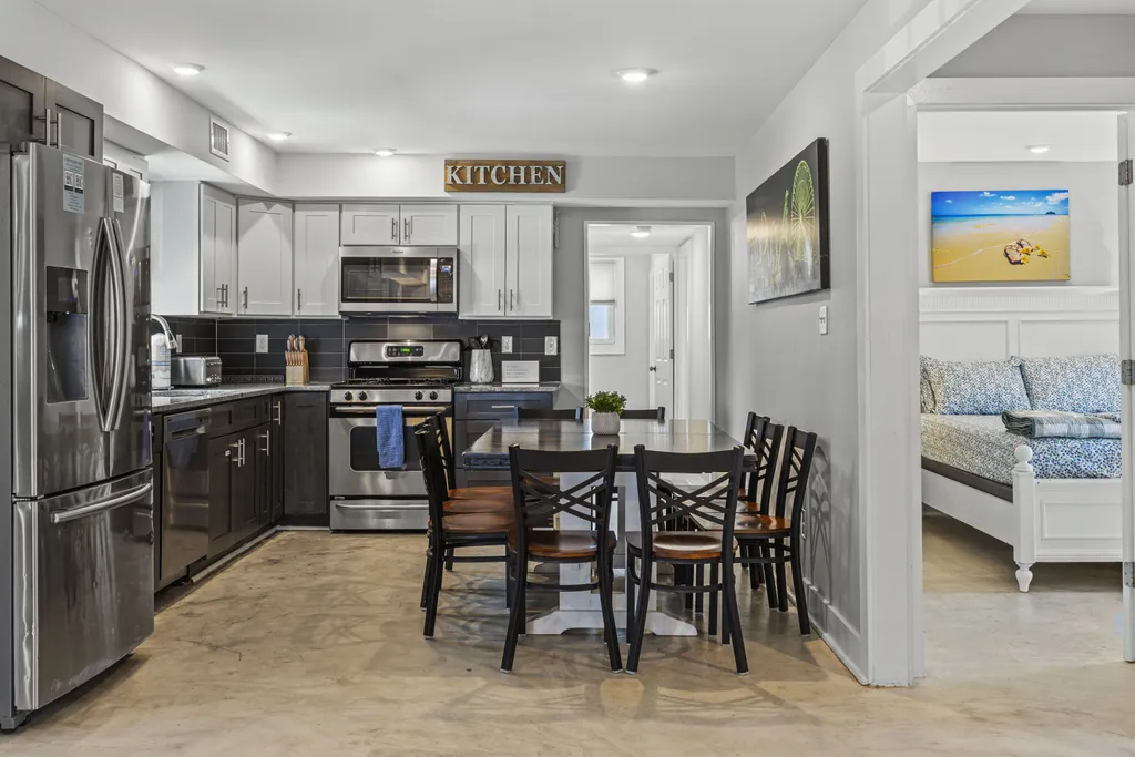 Apt 3 Dining/Kitchen