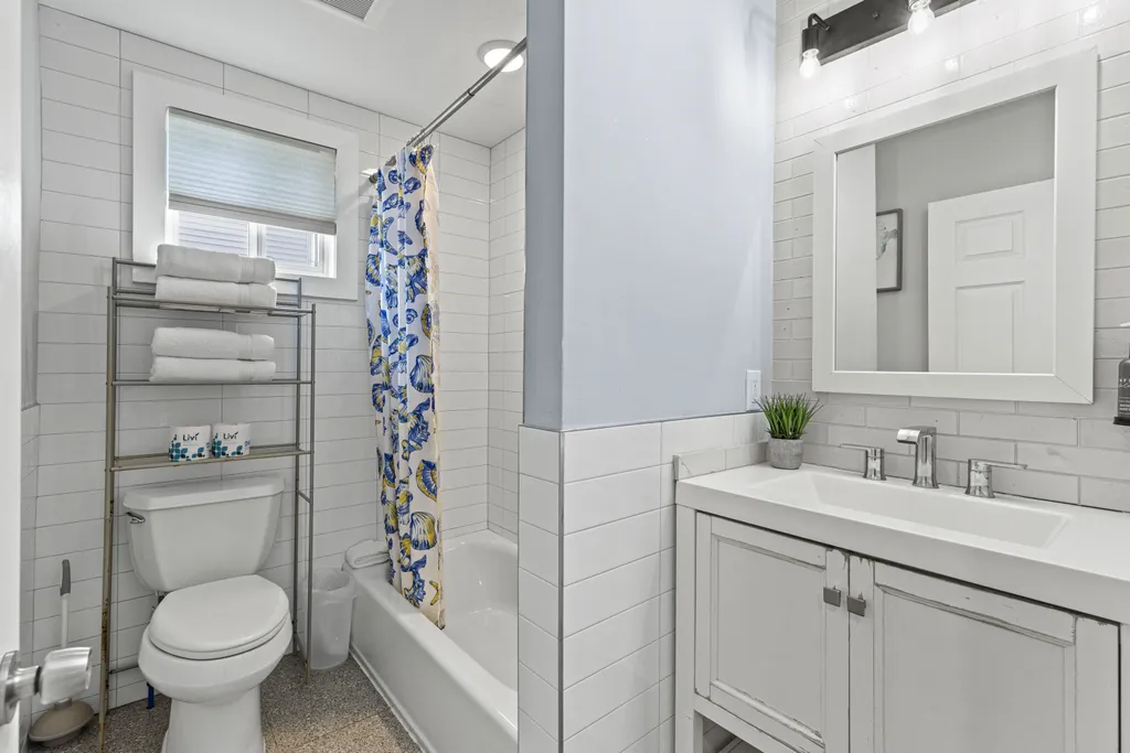 Apt 3 Bathroom 2