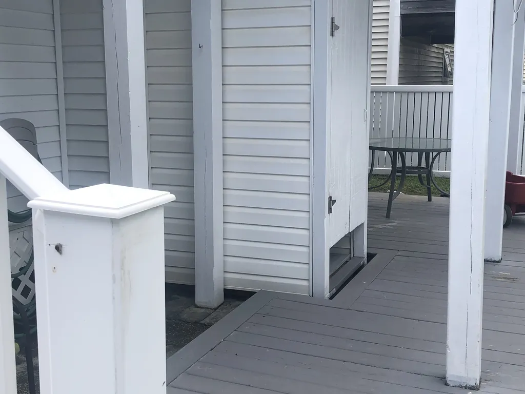Backyard - Outdoor Shower