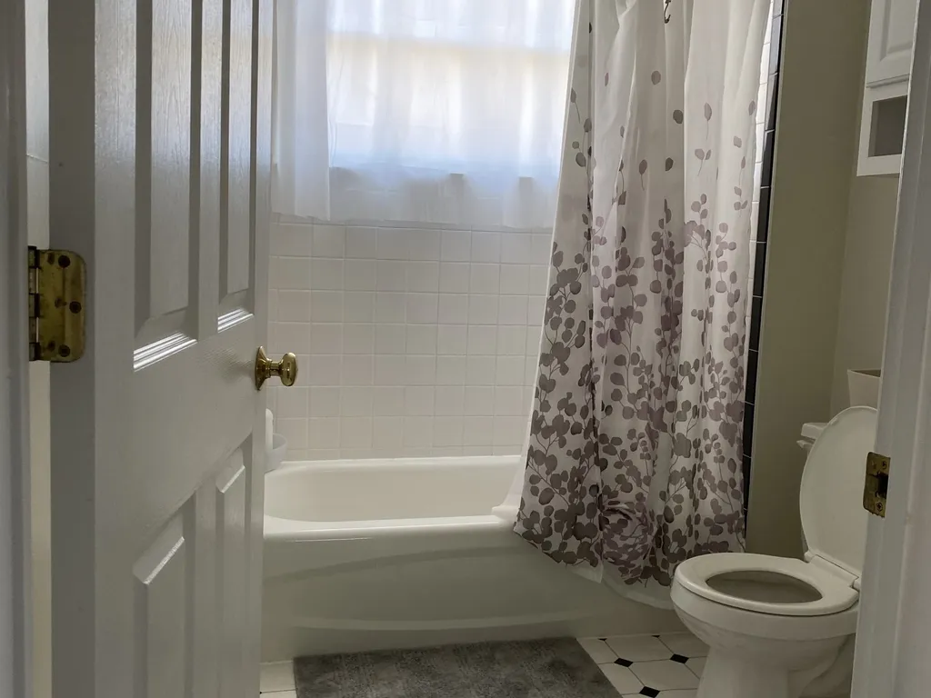 Bath #2  - 3rd floor