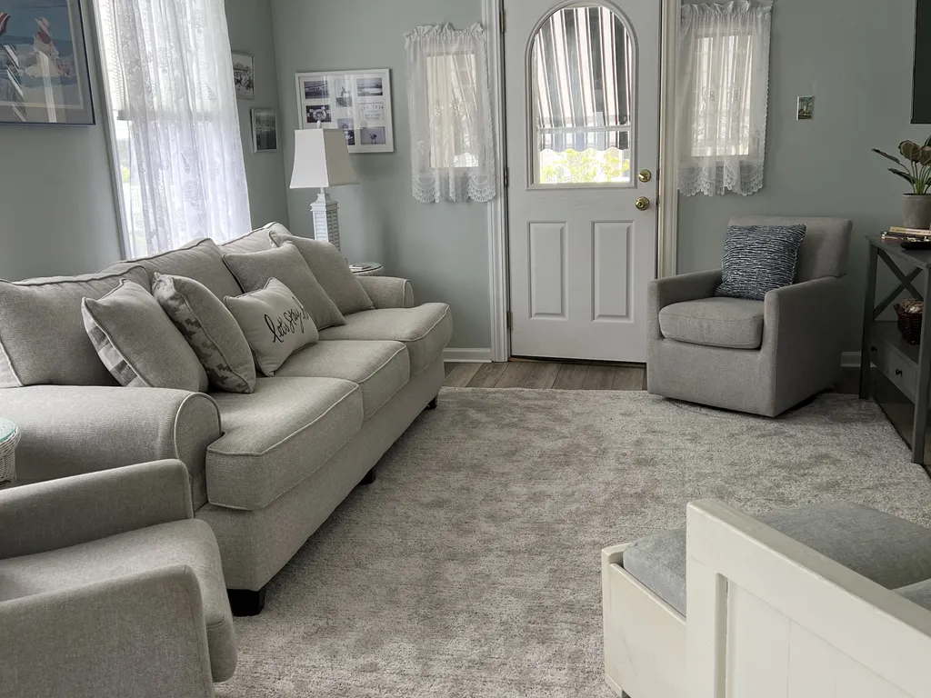 1st floor living room 