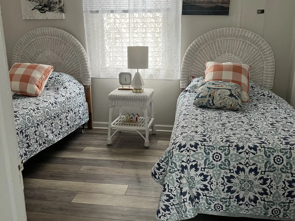 Bedroom #1 - front  (2 twins)