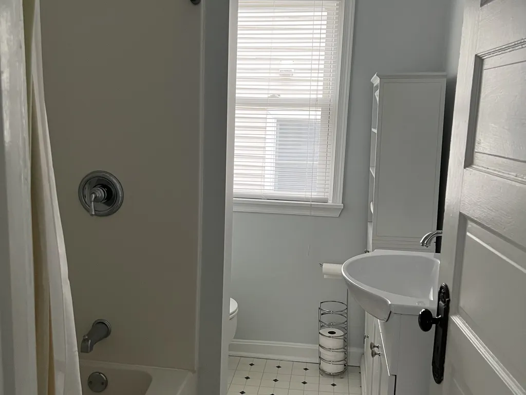 1st floor bath room 
