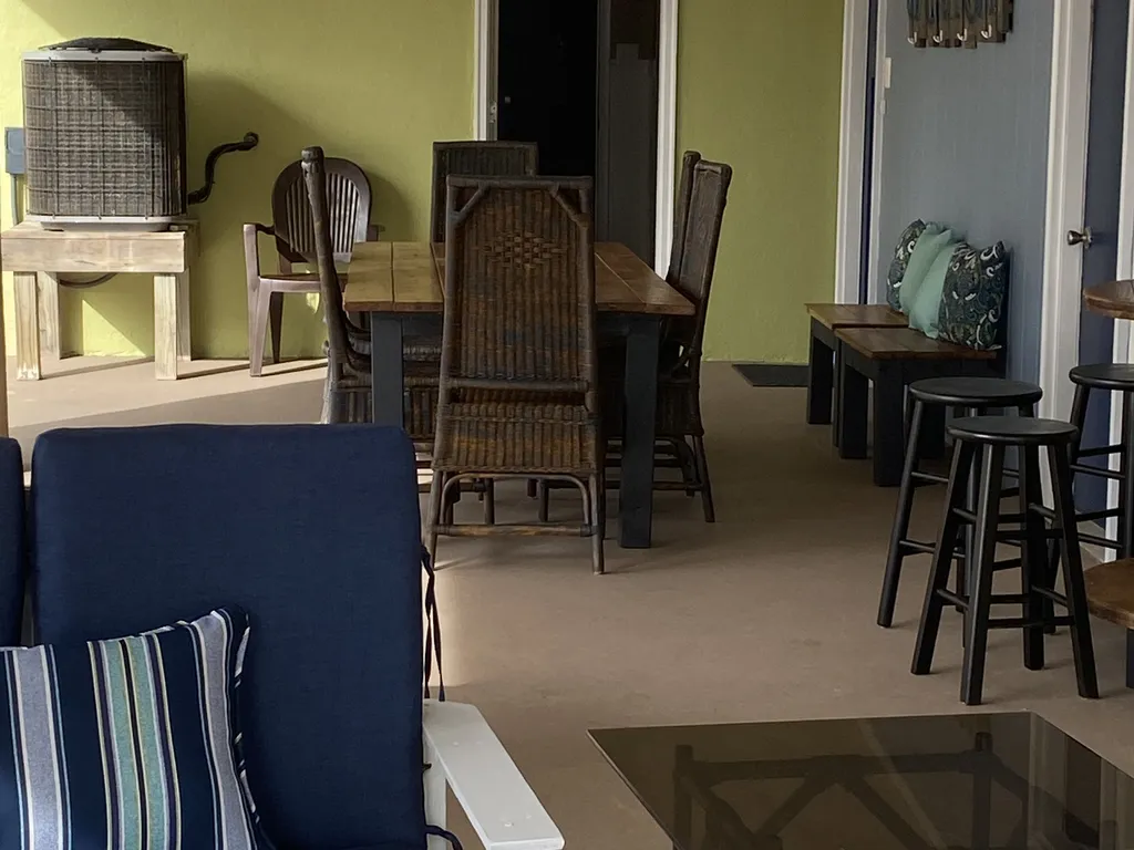 Covered patio with plenty of space for those non-beach days