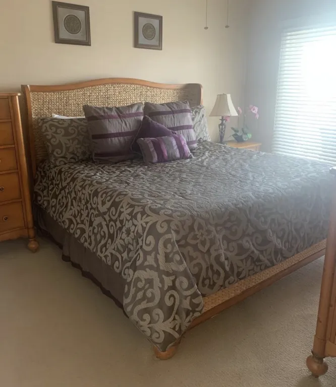 master suite (king bed)