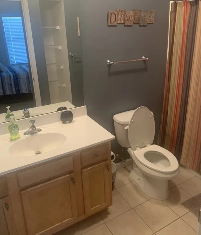junior suite bath