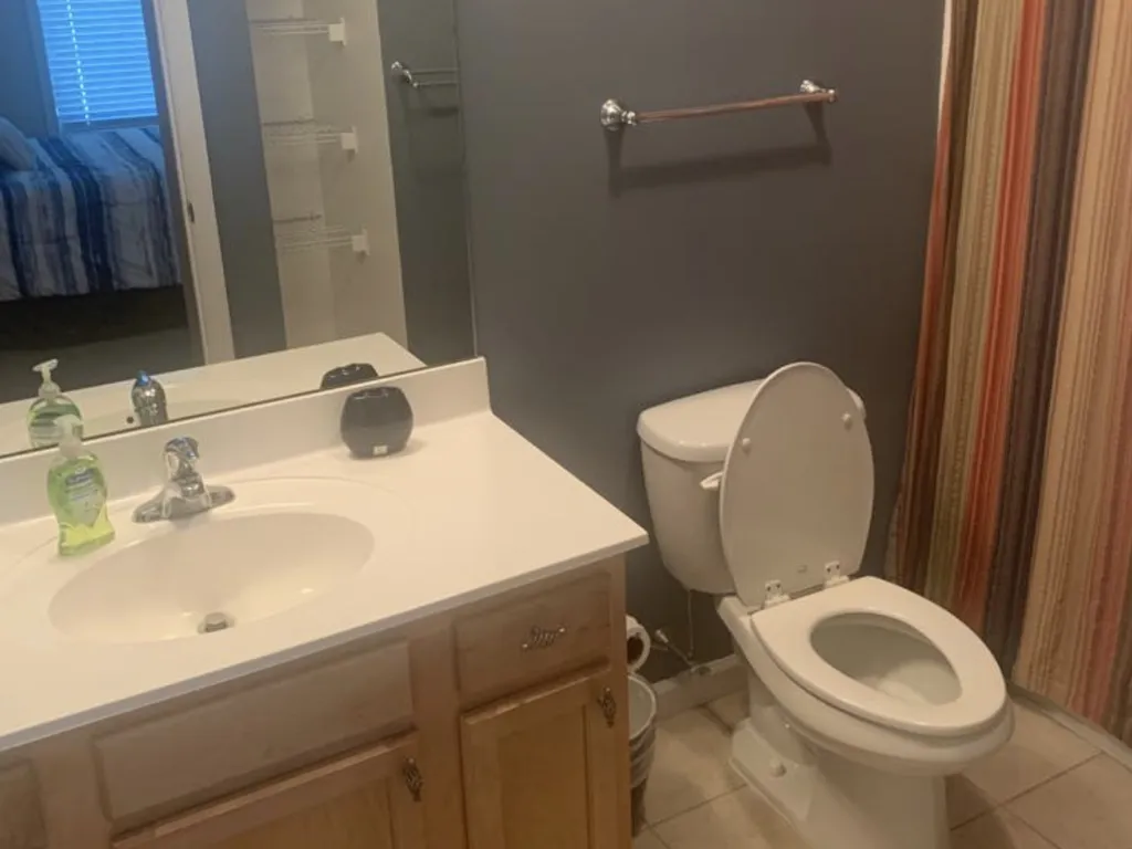 junior suite bath