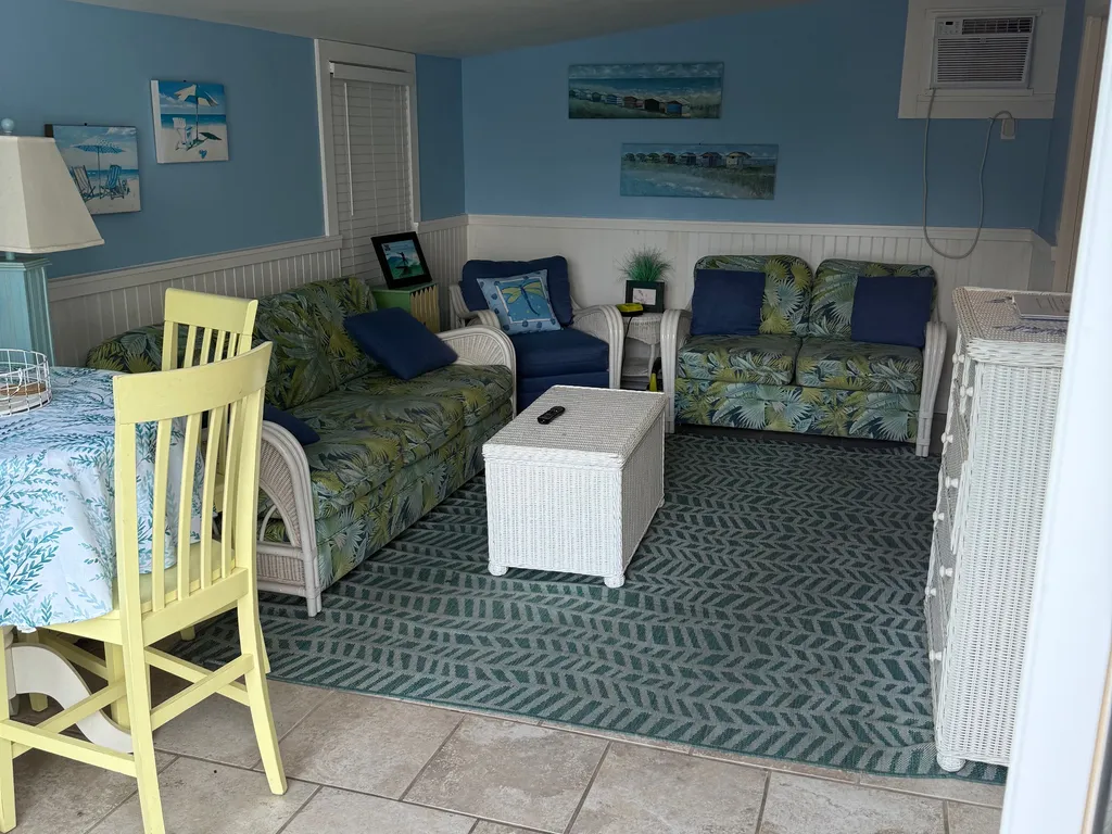 Guest House Front Room