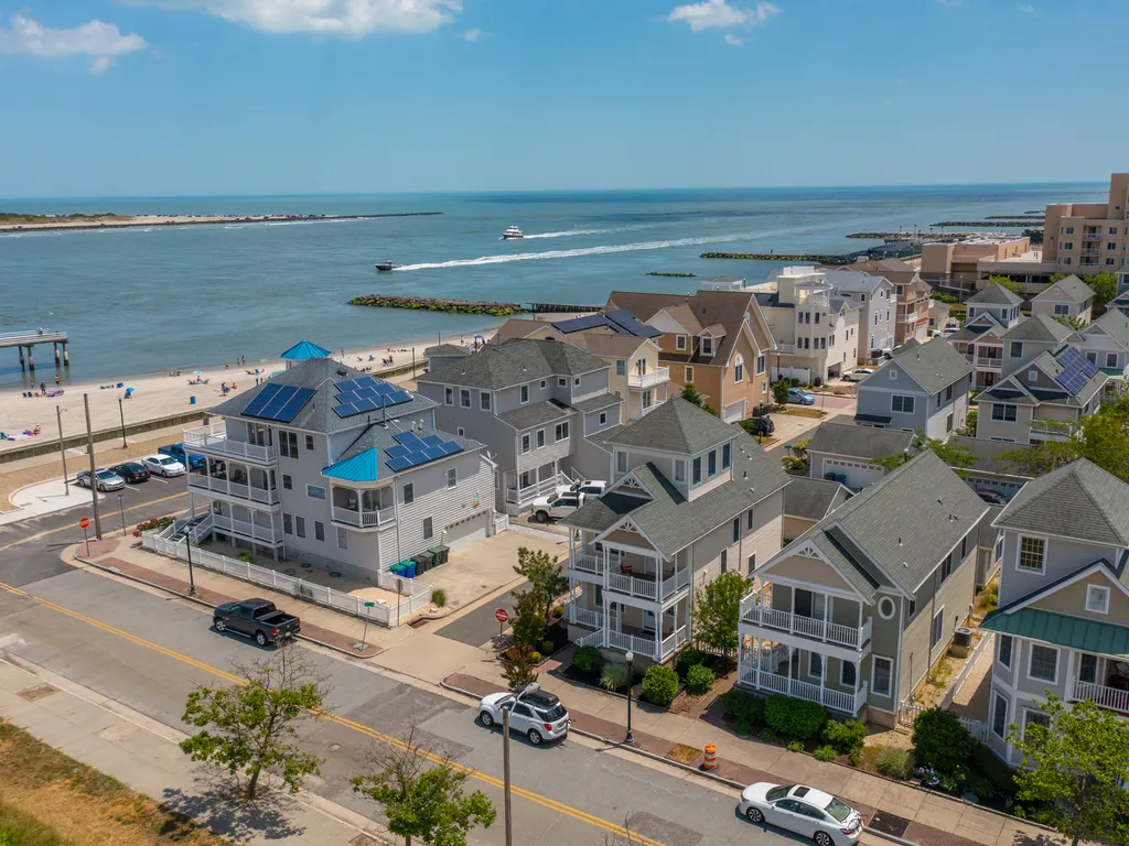 ❤️ The Wonderful Inlet Beach is just 1 house in from the Lucky Beach House! Atlantic City Beaches are Beautiful and Always 100% Free!