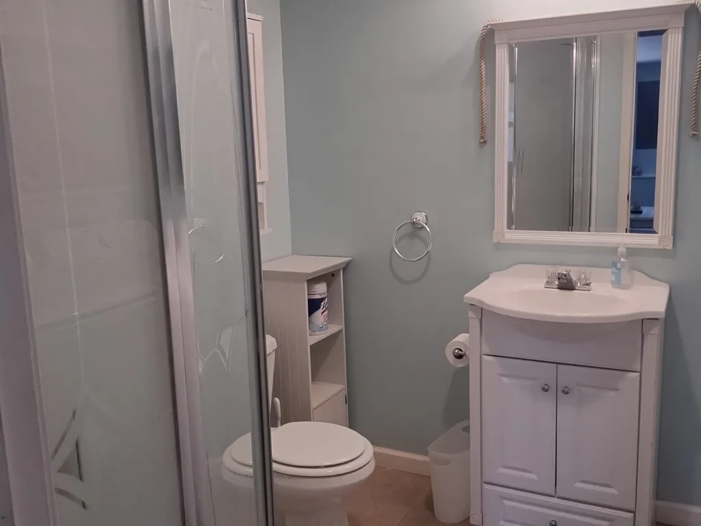 Ground level full bathroom 