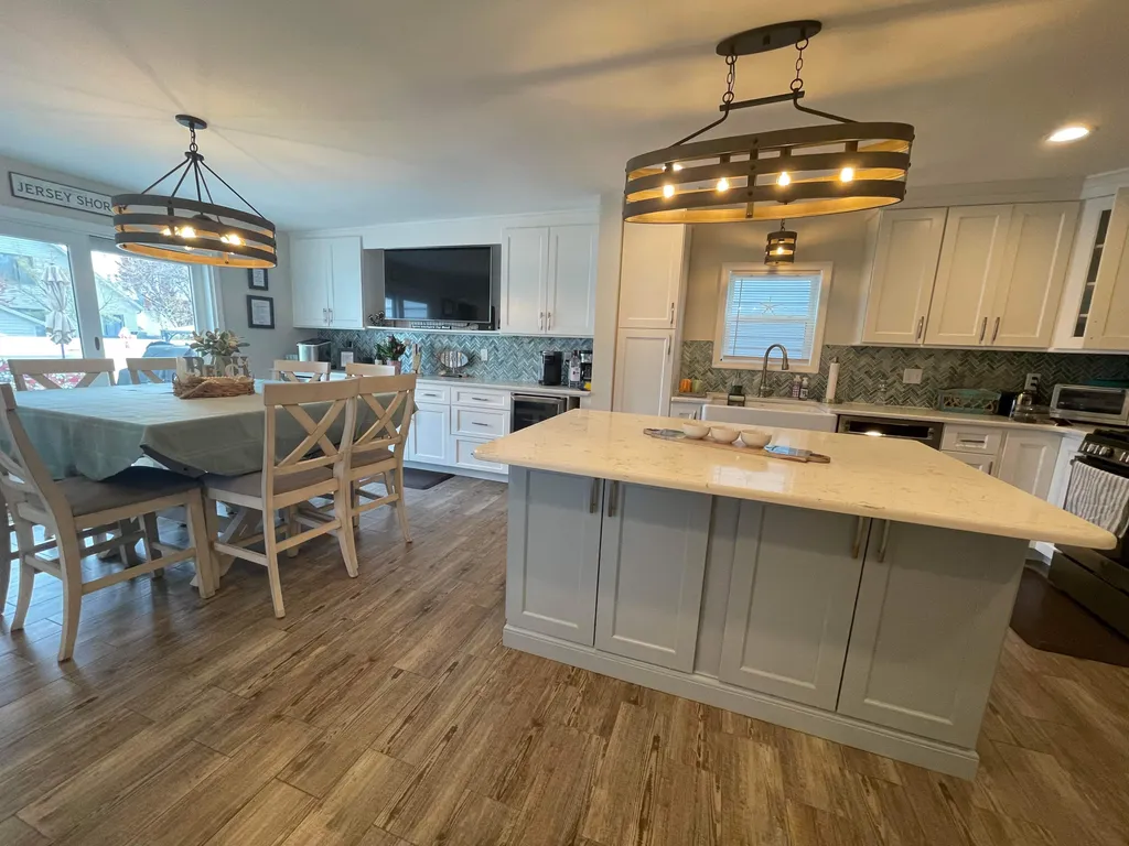 Kitchen Island