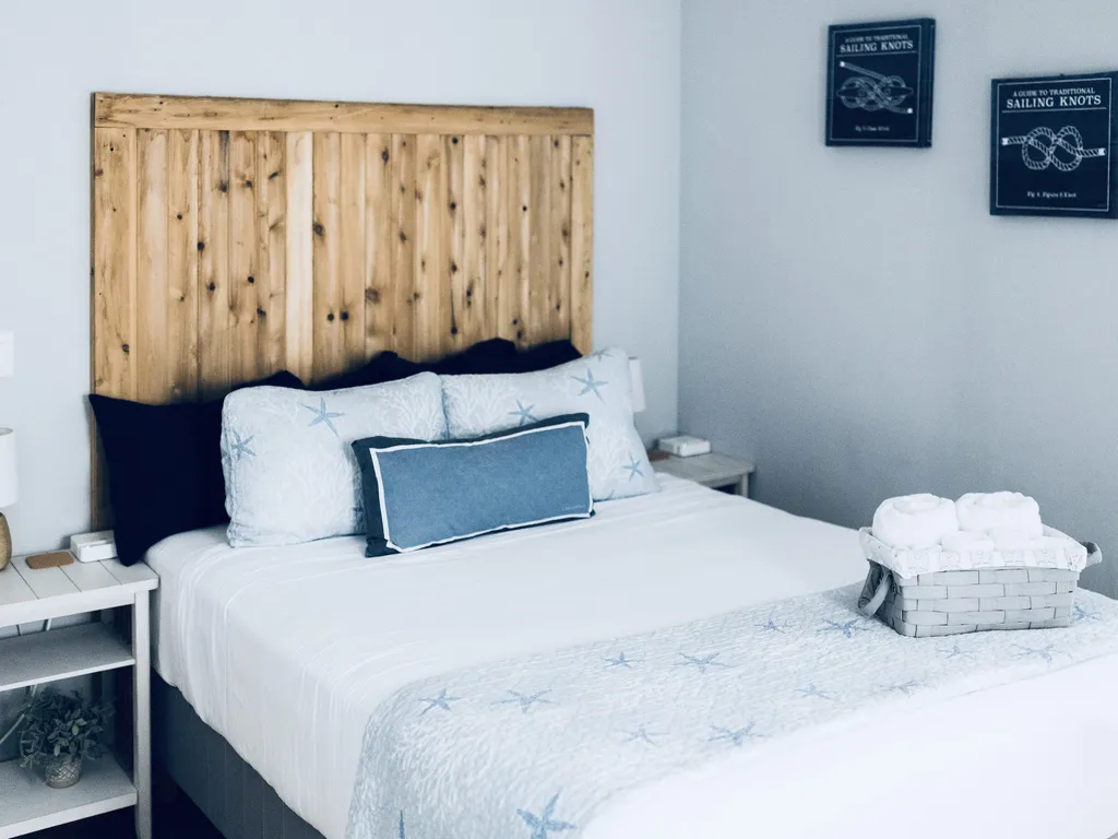 Main Level Master Bedroom with Queen Bed and Flat Screen Roku TV