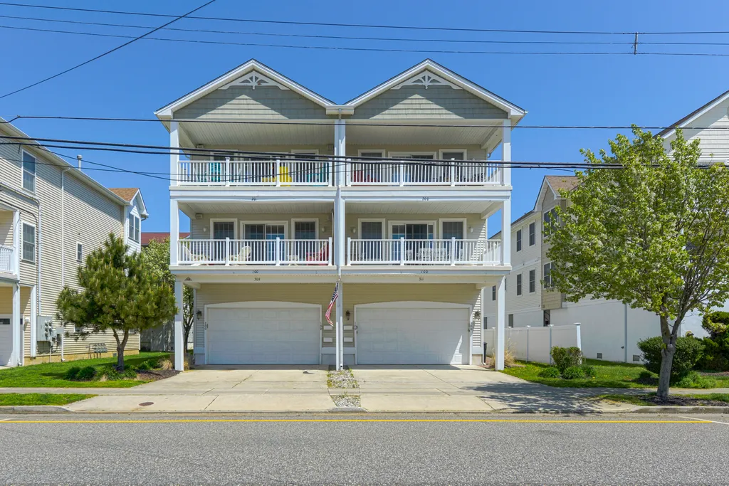 Condo Top Left