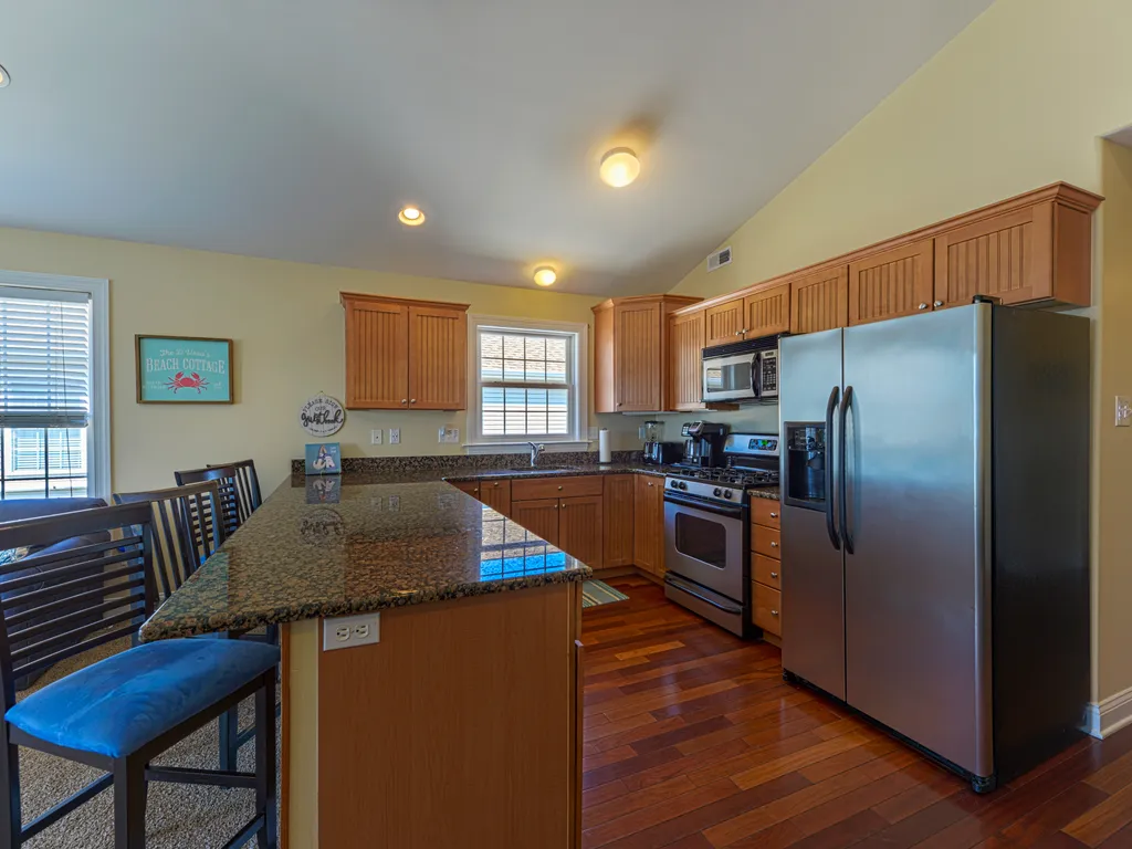 KItchen/Counter Seating
