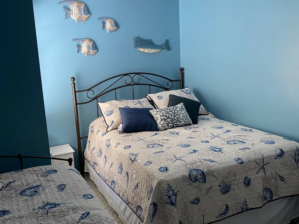 3rd bedroom full bed