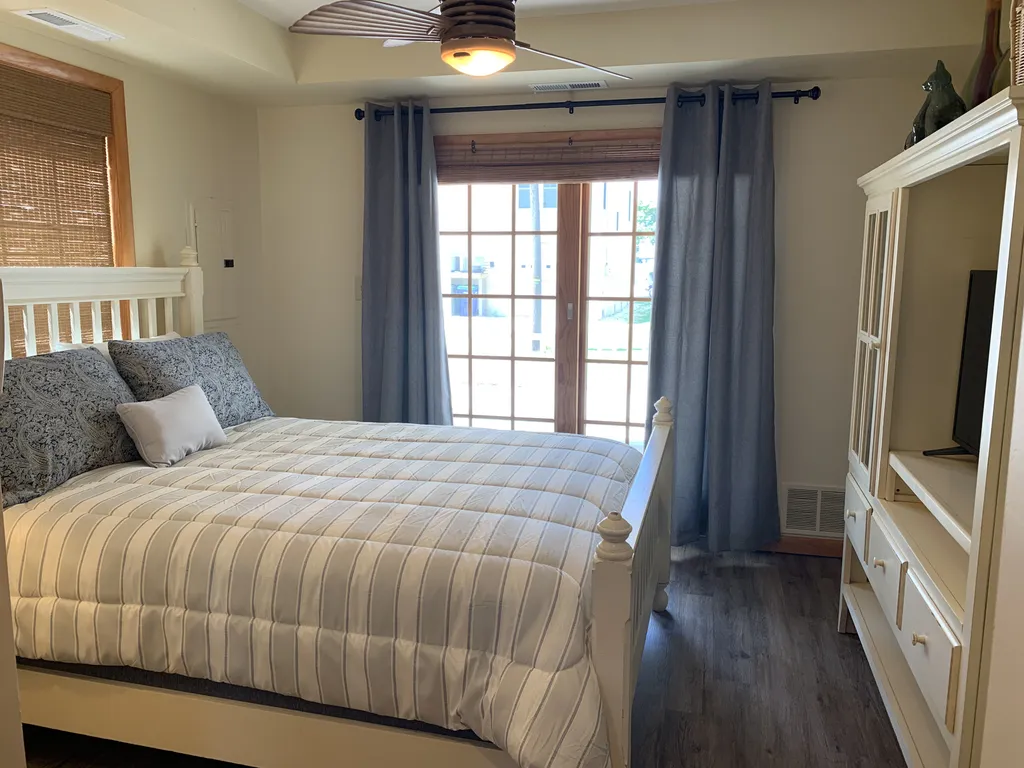 First floor bedroom 1