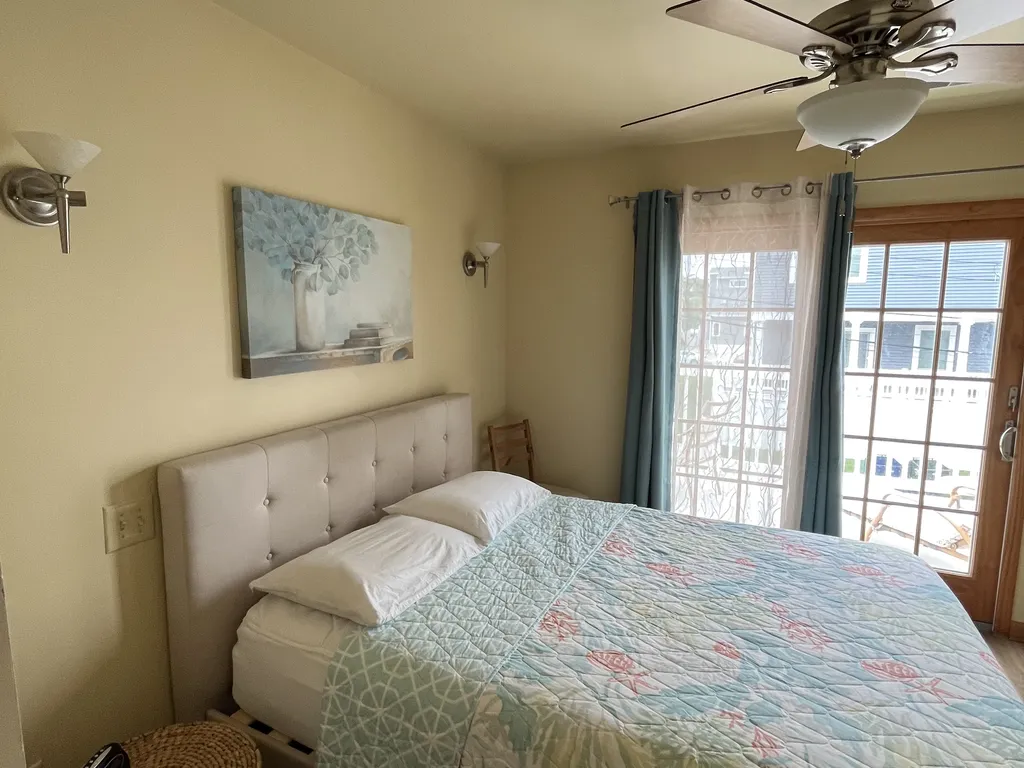 second floor bedroom 2