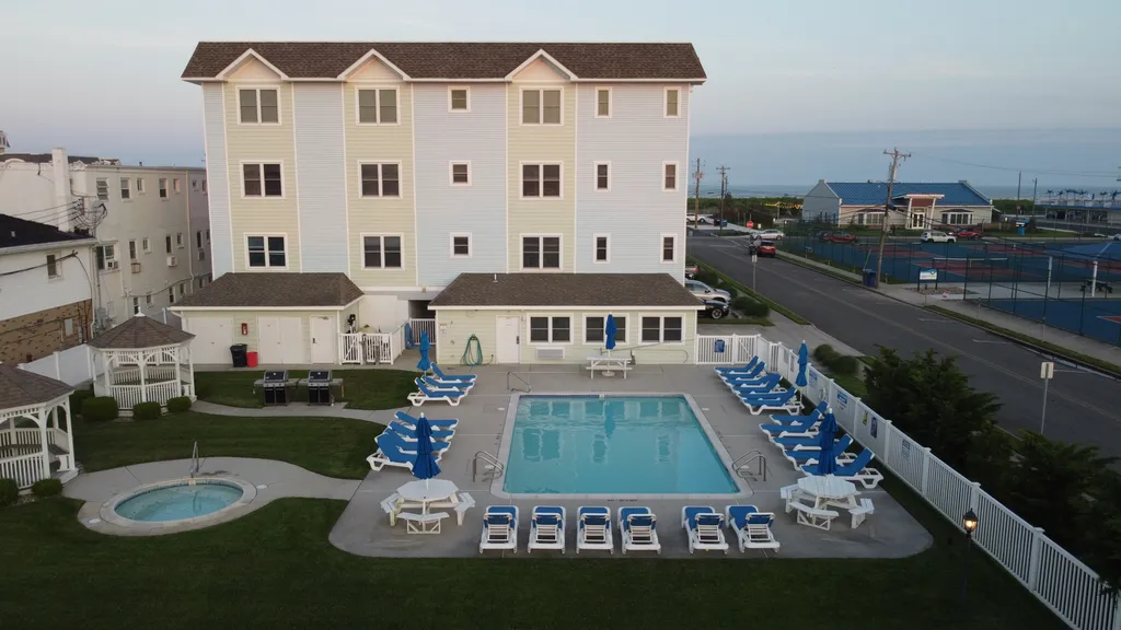 EXPANSIVE POOL AREA with room for everyone!