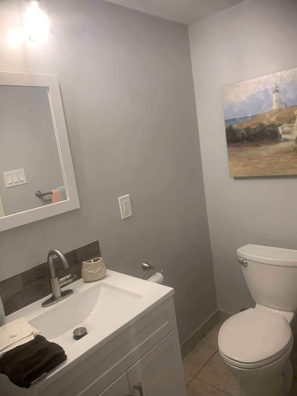 Lower level full bath