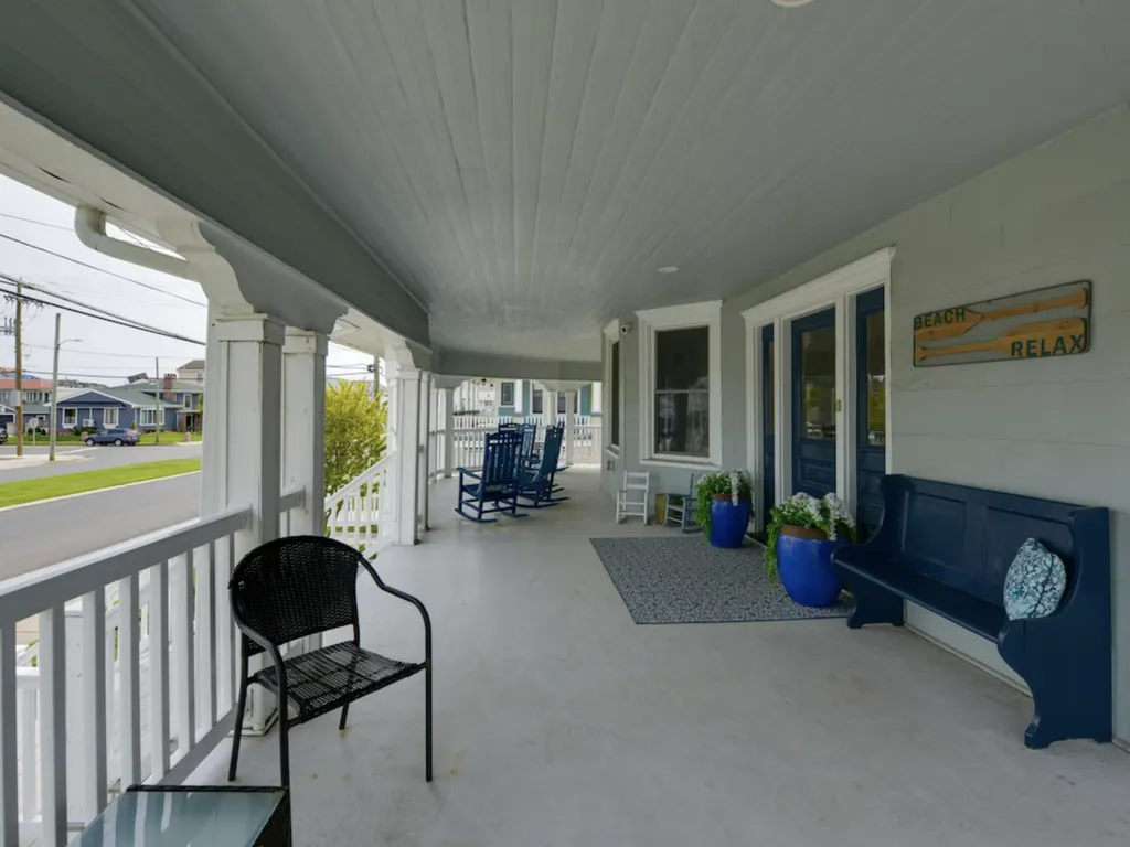 A true wrap around porch