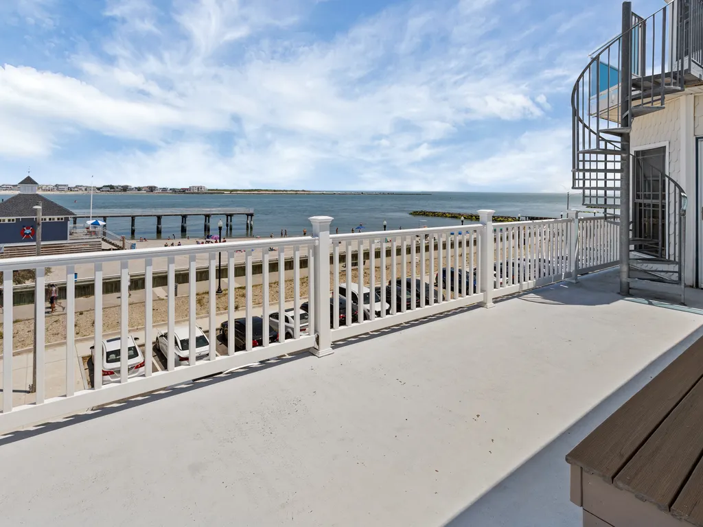 ❤️Experience 5 Large Decks across 4 stories! With panoramic unobstructed views!!