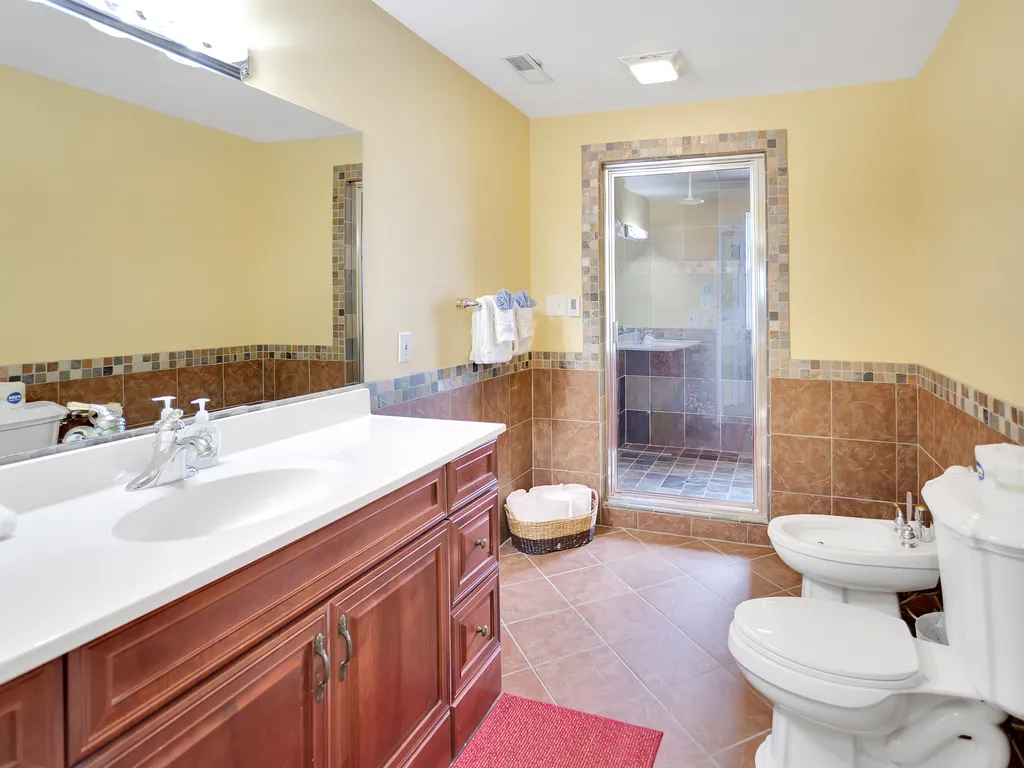 ❤️ Enjoy an incredible Master Bathroom, with Steam Shower &amp;amp; Heated Tile Floors!