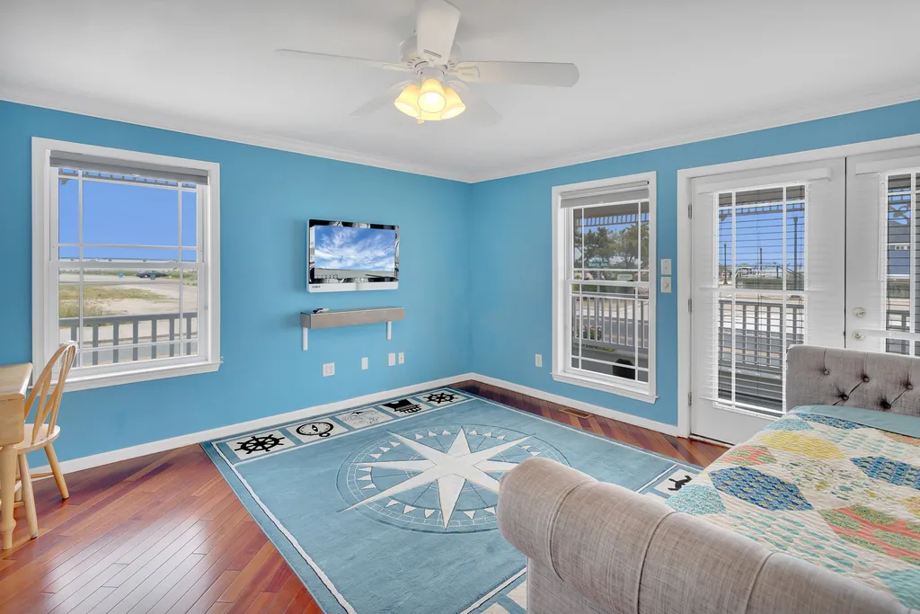 ❤️ Enjoy not only one but two great Kitchens and Living Rooms! 2Twin double beds