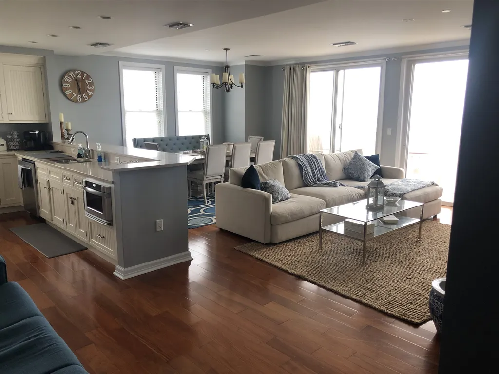 Brand new Bassett Furniture in 2020