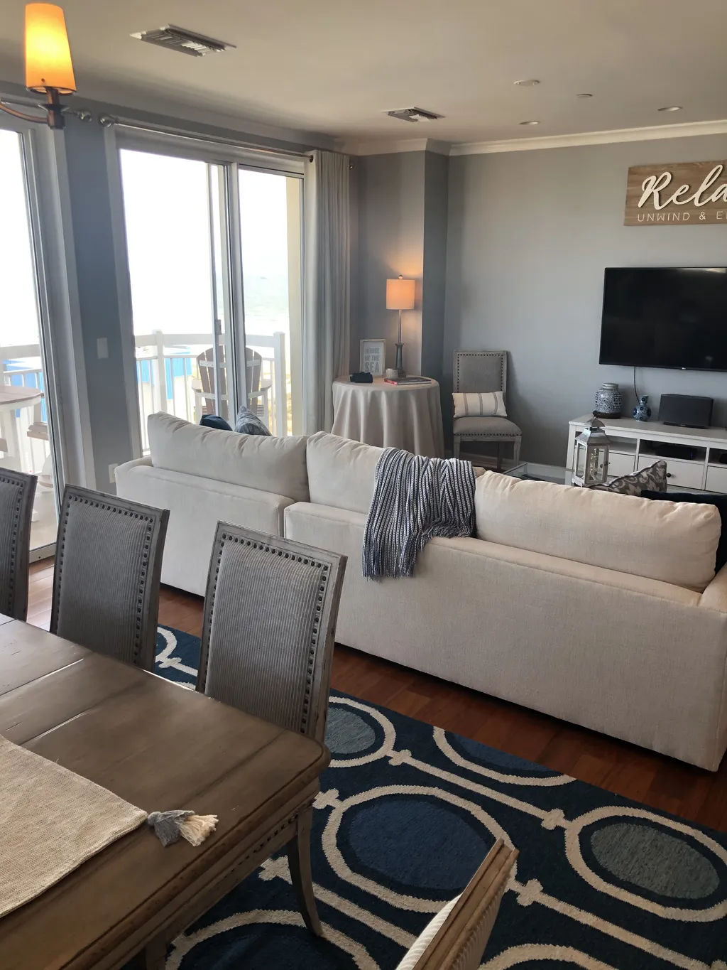 Beautiful oceanviews from all living areas