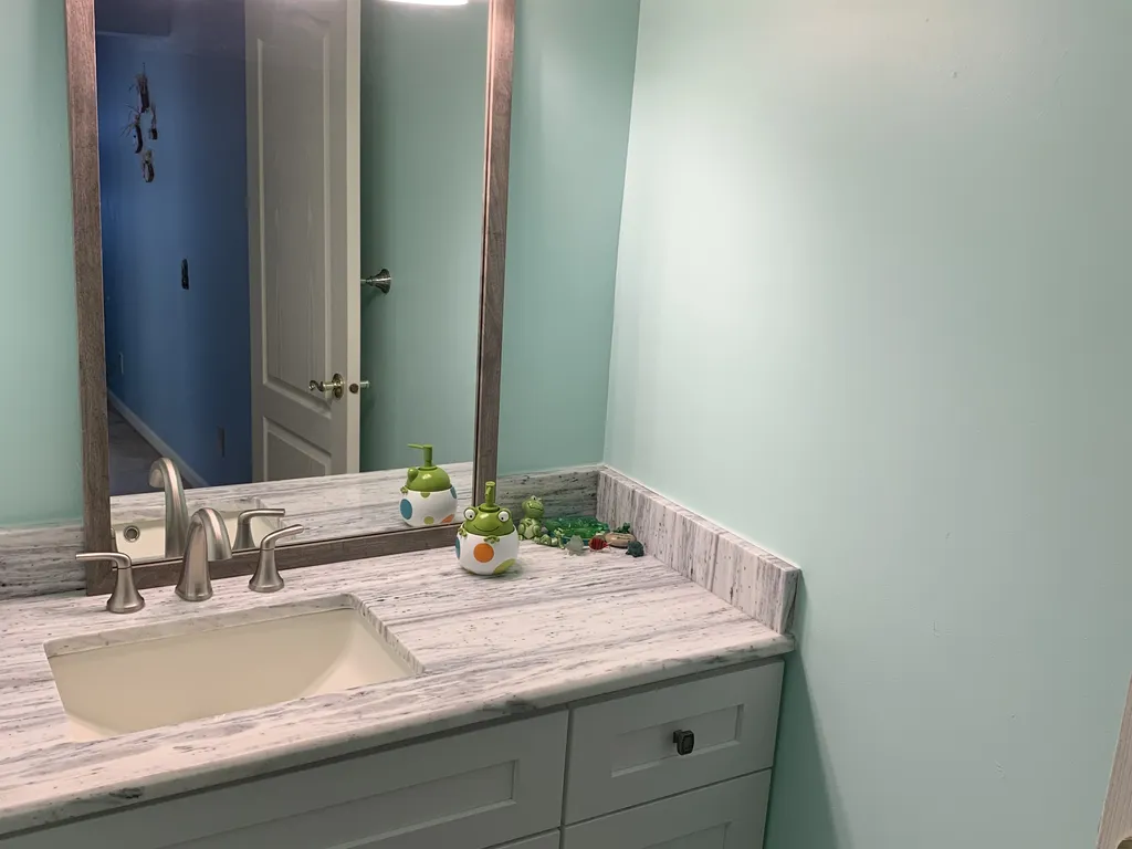 2nd Bedroom Bath